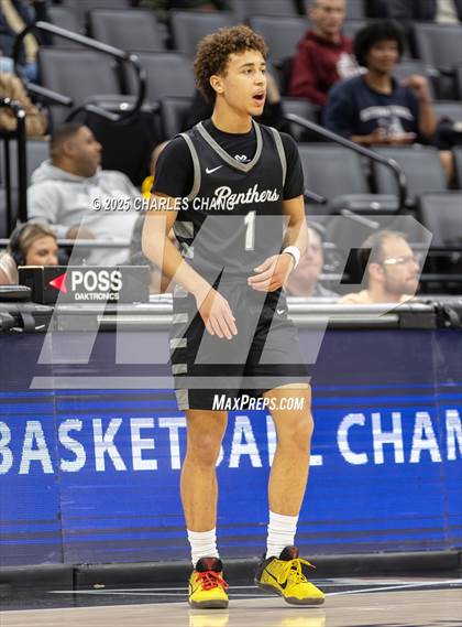 Thumbnail 2 in Diamond Ranch vs. International (CIF State D5 Finals) photogallery.