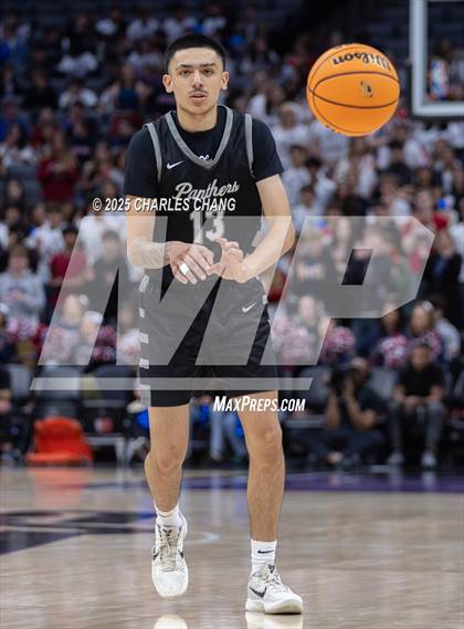 Thumbnail 2 in Diamond Ranch vs. International (CIF State D5 Finals) photogallery.
