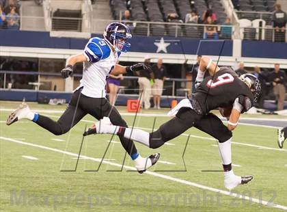 Thumbnail 1 in Hebron vs. Heritage (UIL 5A Division 2 Bi-District Playoff) photogallery.