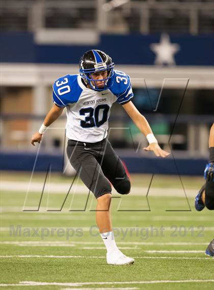 Thumbnail 3 in Hebron vs. Heritage (UIL 5A Division 2 Bi-District Playoff) photogallery.