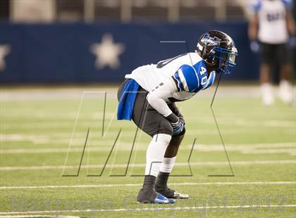Thumbnail 2 in Hebron vs. Heritage (UIL 5A Division 2 Bi-District Playoff) photogallery.