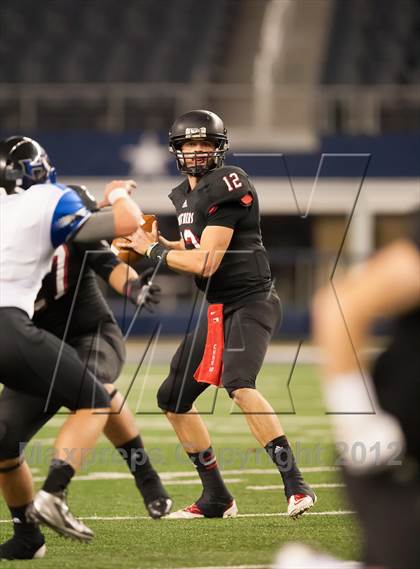 Thumbnail 1 in Hebron vs. Heritage (UIL 5A Division 2 Bi-District Playoff) photogallery.