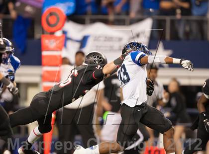 Thumbnail 2 in Hebron vs. Heritage (UIL 5A Division 2 Bi-District Playoff) photogallery.