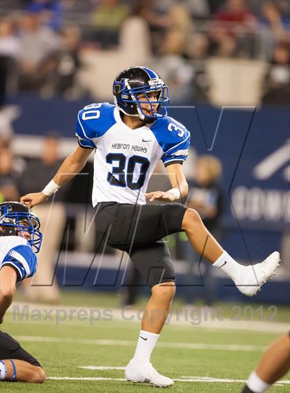Thumbnail 3 in Hebron vs. Heritage (UIL 5A Division 2 Bi-District Playoff) photogallery.