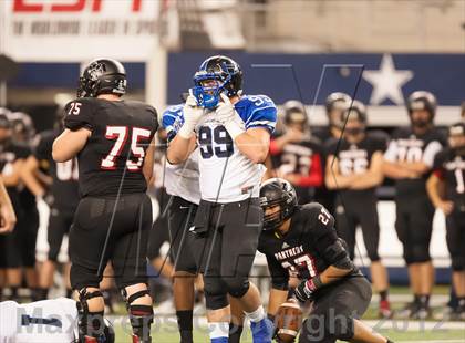 Thumbnail 2 in Hebron vs. Heritage (UIL 5A Division 2 Bi-District Playoff) photogallery.