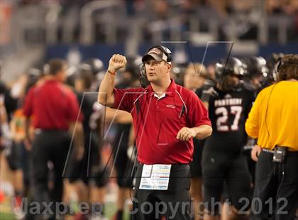 Thumbnail 2 in Hebron vs. Heritage (UIL 5A Division 2 Bi-District Playoff) photogallery.