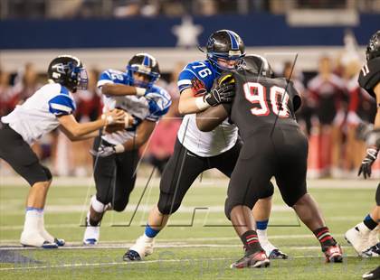 Thumbnail 1 in Hebron vs. Heritage (UIL 5A Division 2 Bi-District Playoff) photogallery.