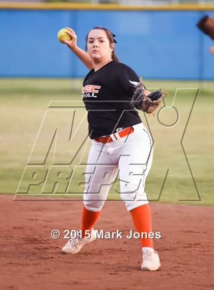 Thumbnail 2 in AIA D1 and D2 All-Star Game photogallery.