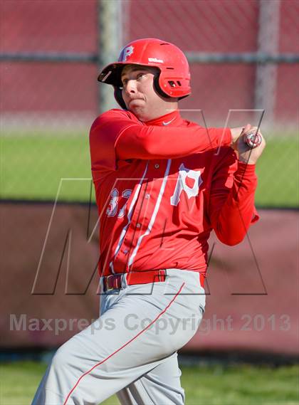 Thumbnail 2 in Palatine v. Deerfield (IHSA Class 4A Regional Semifinal) photogallery.