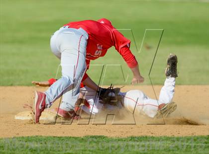Thumbnail 1 in Palatine v. Deerfield (IHSA Class 4A Regional Semifinal) photogallery.
