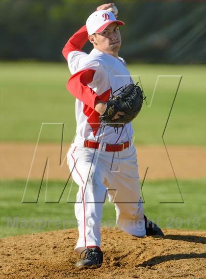 Thumbnail 3 in Palatine v. Deerfield (IHSA Class 4A Regional Semifinal) photogallery.