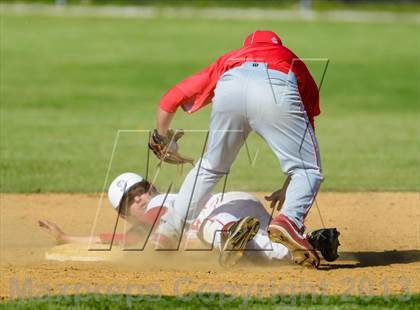 Thumbnail 2 in Palatine v. Deerfield (IHSA Class 4A Regional Semifinal) photogallery.