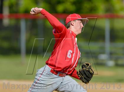 Thumbnail 1 in Palatine v. Deerfield (IHSA Class 4A Regional Semifinal) photogallery.