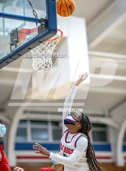 Thumbnail 2 in Jacksonville vs Terry Sanford (NCHSAA 3A - First Round) photogallery.