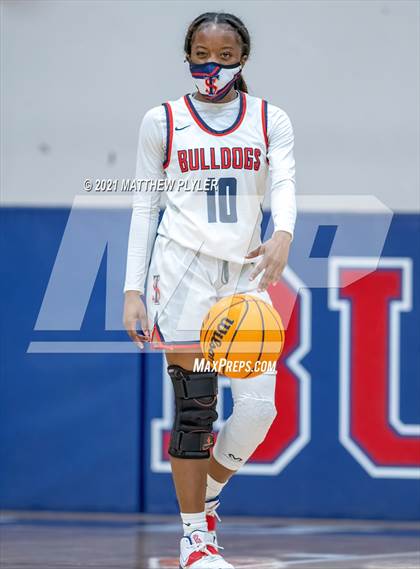 Thumbnail 3 in Jacksonville vs Terry Sanford (NCHSAA 3A - First Round) photogallery.