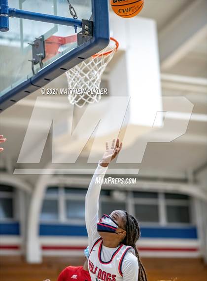 Thumbnail 1 in Jacksonville vs Terry Sanford (NCHSAA 3A - First Round) photogallery.