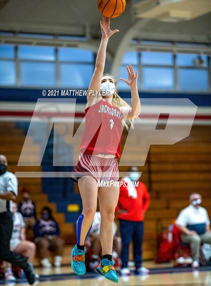 Thumbnail 2 in Jacksonville vs Terry Sanford (NCHSAA 3A - First Round) photogallery.