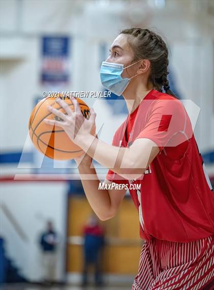 Thumbnail 1 in Jacksonville vs Terry Sanford (NCHSAA 3A - First Round) photogallery.