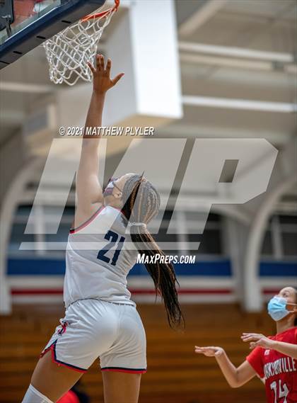 Thumbnail 1 in Jacksonville vs Terry Sanford (NCHSAA 3A - First Round) photogallery.