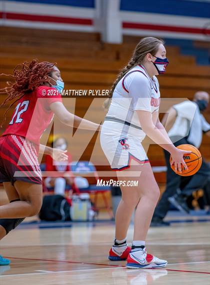 Thumbnail 1 in Jacksonville vs Terry Sanford (NCHSAA 3A - First Round) photogallery.