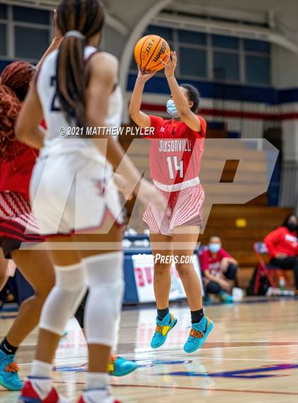 Thumbnail 3 in Jacksonville vs Terry Sanford (NCHSAA 3A - First Round) photogallery.