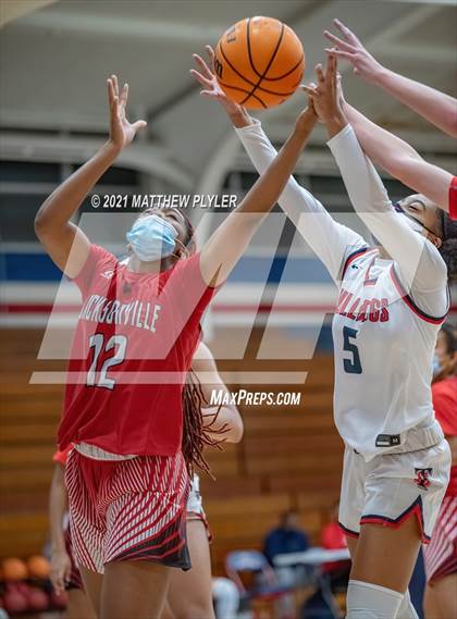 Thumbnail 1 in Jacksonville vs Terry Sanford (NCHSAA 3A - First Round) photogallery.