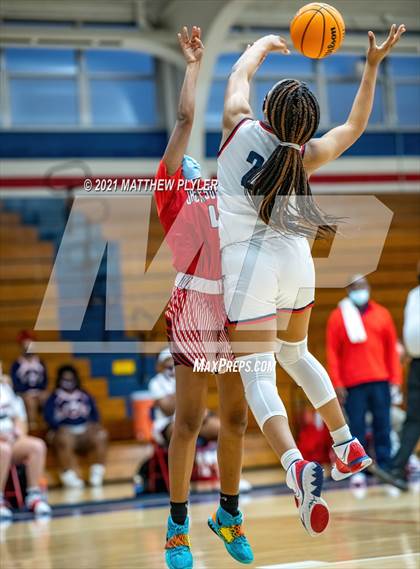 Thumbnail 1 in Jacksonville vs Terry Sanford (NCHSAA 3A - First Round) photogallery.
