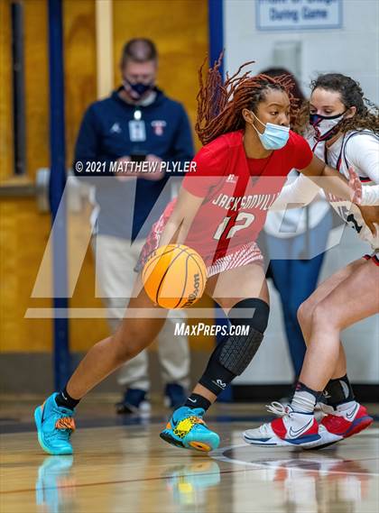 Thumbnail 3 in Jacksonville vs Terry Sanford (NCHSAA 3A - First Round) photogallery.