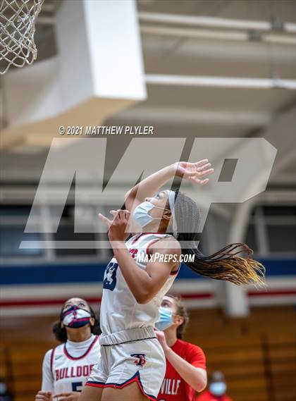 Thumbnail 1 in Jacksonville vs Terry Sanford (NCHSAA 3A - First Round) photogallery.