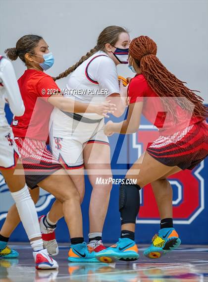 Thumbnail 1 in Jacksonville vs Terry Sanford (NCHSAA 3A - First Round) photogallery.