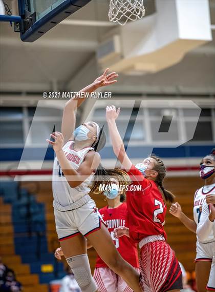 Thumbnail 3 in Jacksonville vs Terry Sanford (NCHSAA 3A - First Round) photogallery.