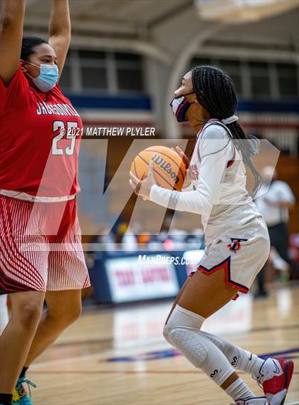 Thumbnail 1 in Jacksonville vs Terry Sanford (NCHSAA 3A - First Round) photogallery.