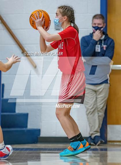 Thumbnail 1 in Jacksonville vs Terry Sanford (NCHSAA 3A - First Round) photogallery.