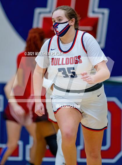 Thumbnail 3 in Jacksonville vs Terry Sanford (NCHSAA 3A - First Round) photogallery.