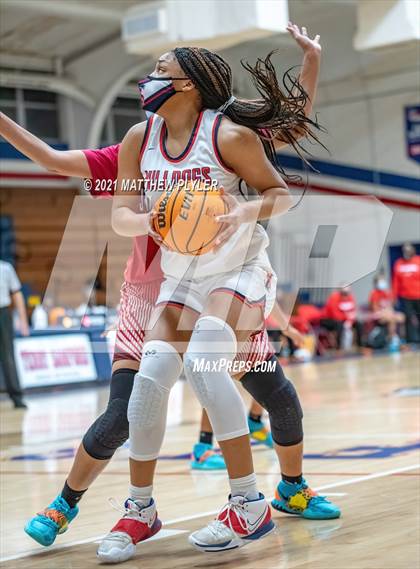 Thumbnail 3 in Jacksonville vs Terry Sanford (NCHSAA 3A - First Round) photogallery.