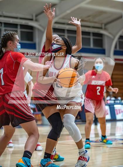 Thumbnail 3 in Jacksonville vs Terry Sanford (NCHSAA 3A - First Round) photogallery.