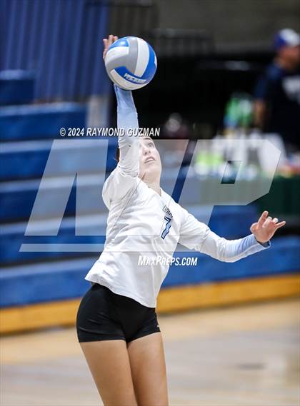 Thumbnail 1 in Clovis North @ Clovis East photogallery.