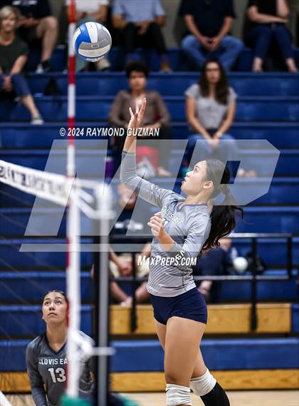 Thumbnail 3 in Clovis North @ Clovis East photogallery.