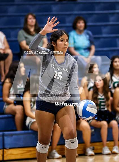 Thumbnail 1 in Clovis North @ Clovis East photogallery.