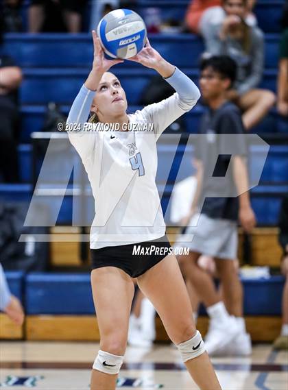 Thumbnail 2 in Clovis North @ Clovis East photogallery.