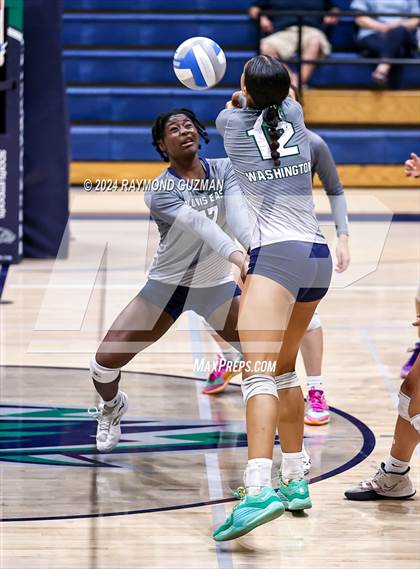 Thumbnail 2 in Clovis North @ Clovis East photogallery.