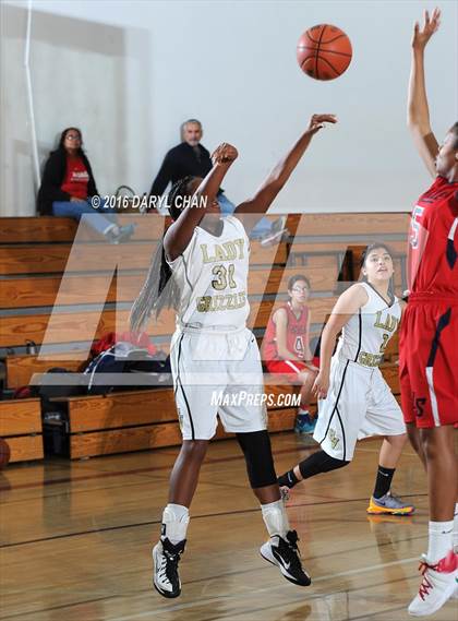Thumbnail 3 in Golden Valley vs La Salle photogallery.