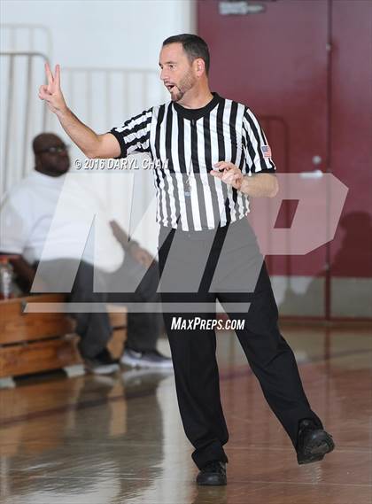 Thumbnail 3 in Golden Valley vs La Salle photogallery.