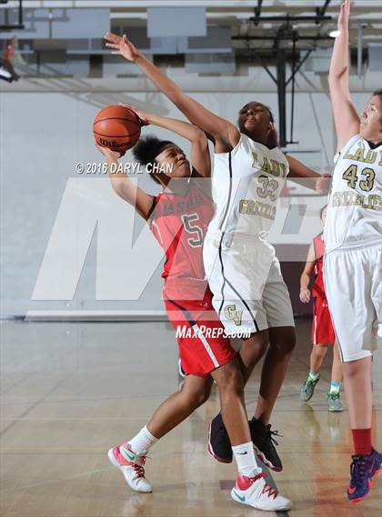 Thumbnail 3 in Golden Valley vs La Salle photogallery.