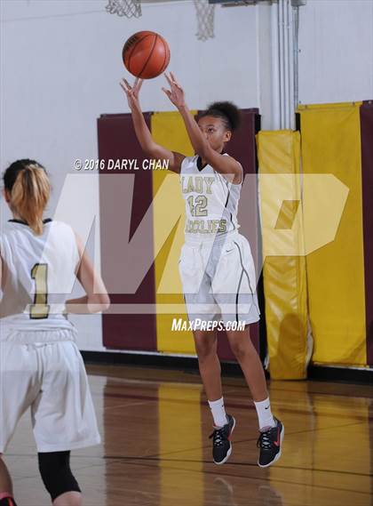 Thumbnail 3 in Golden Valley vs La Salle photogallery.