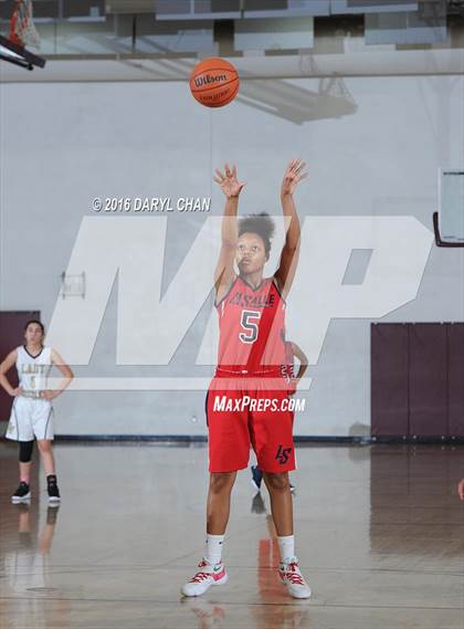 Thumbnail 2 in Golden Valley vs La Salle photogallery.