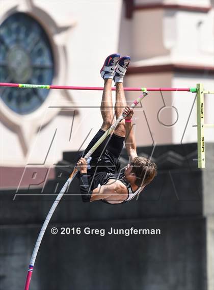 Thumbnail 2 in CIF NCS Masters Boys Pole Vault (MOC at UCB) photogallery.