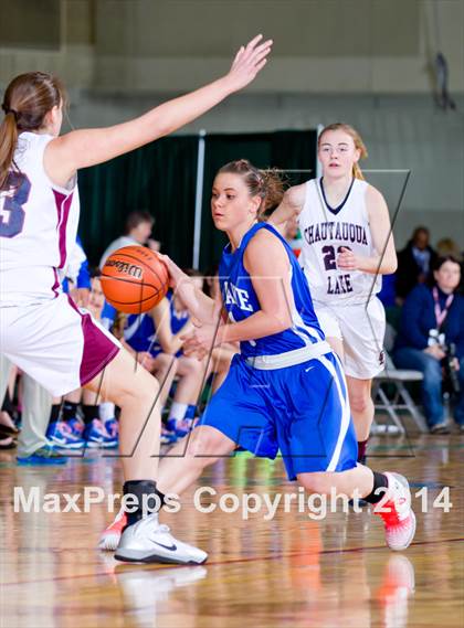 Thumbnail 1 in Haldane vs. Chautauqua Lake (NYSPHSAA Class C Semifinal) photogallery.