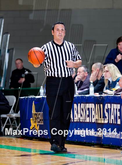 Thumbnail 1 in Haldane vs. Chautauqua Lake (NYSPHSAA Class C Semifinal) photogallery.