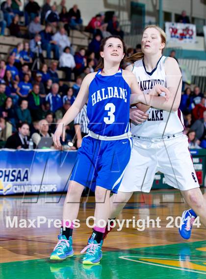 Thumbnail 2 in Haldane vs. Chautauqua Lake (NYSPHSAA Class C Semifinal) photogallery.